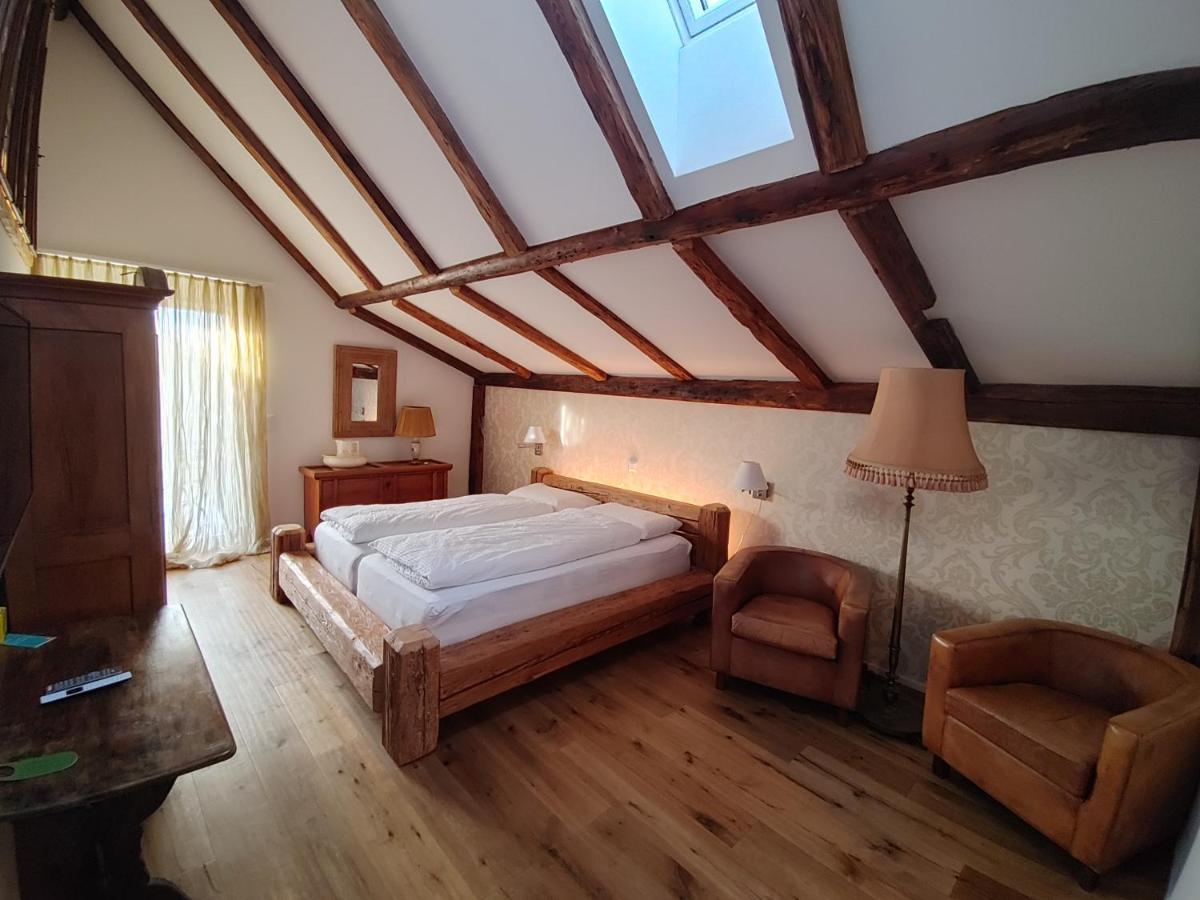 Landgasthof Roderis Nunningen エクステリア 写真