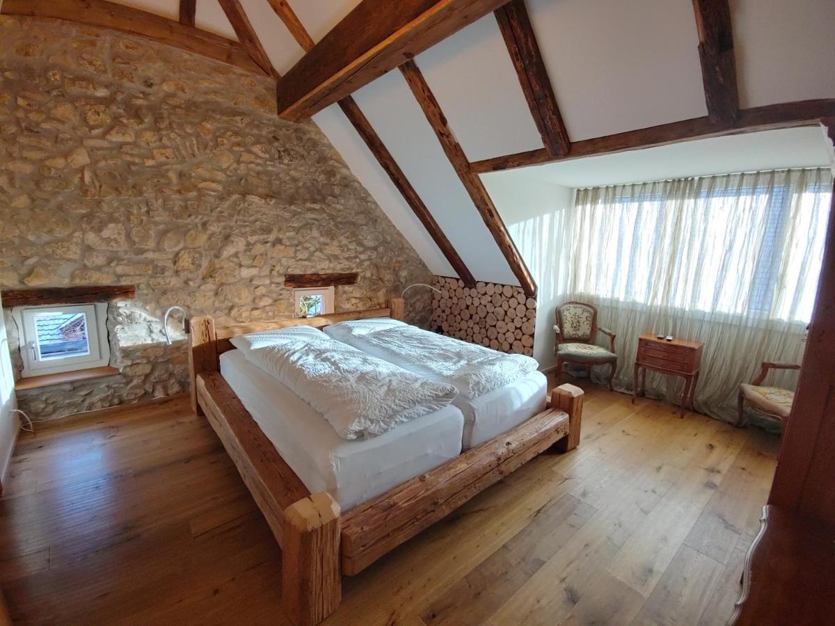 Landgasthof Roderis Nunningen エクステリア 写真